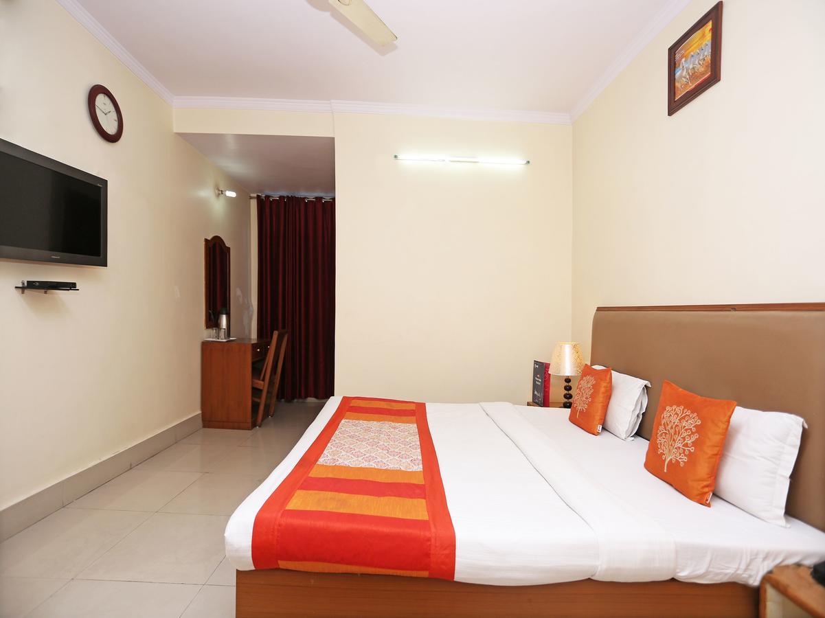 Oyo 10788 Hotel Harisons Continental Patna (Bihar) Eksteriør billede
